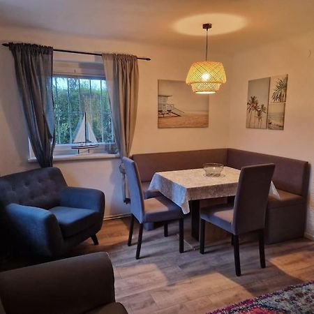Haus Mit Garten, U Bahn Naehe, Gratis Parkplaetze Wenen Buitenkant foto